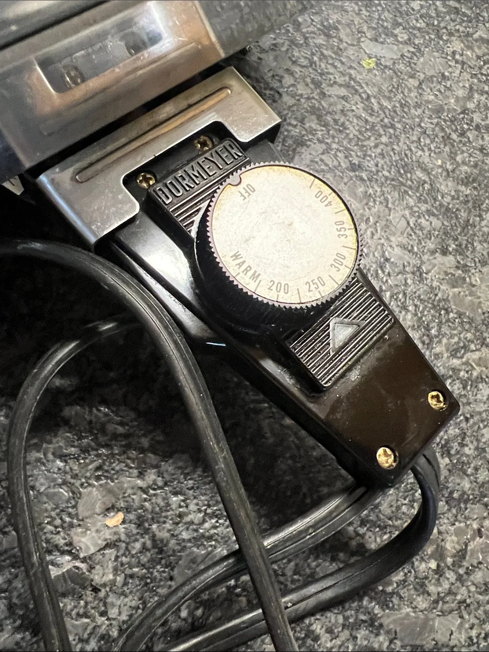 MCM Vintage Square Electric Skillet. THIS IS AN OLDIE BUT GOODIE FOR SURE TESTED